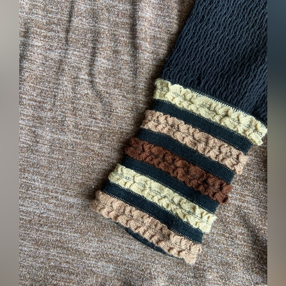 Mystree Sweater Top - Picture 2 of 2